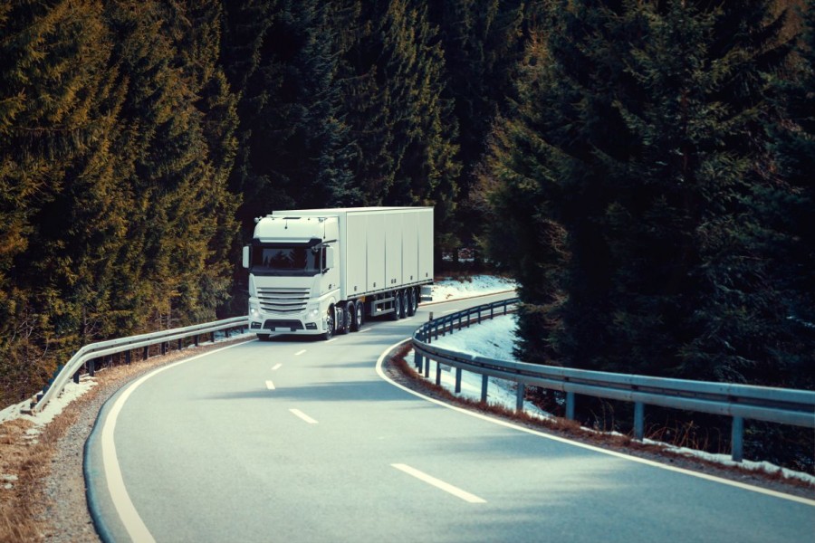 Jak zorganizować transport ciężarowy na Ukrainę?